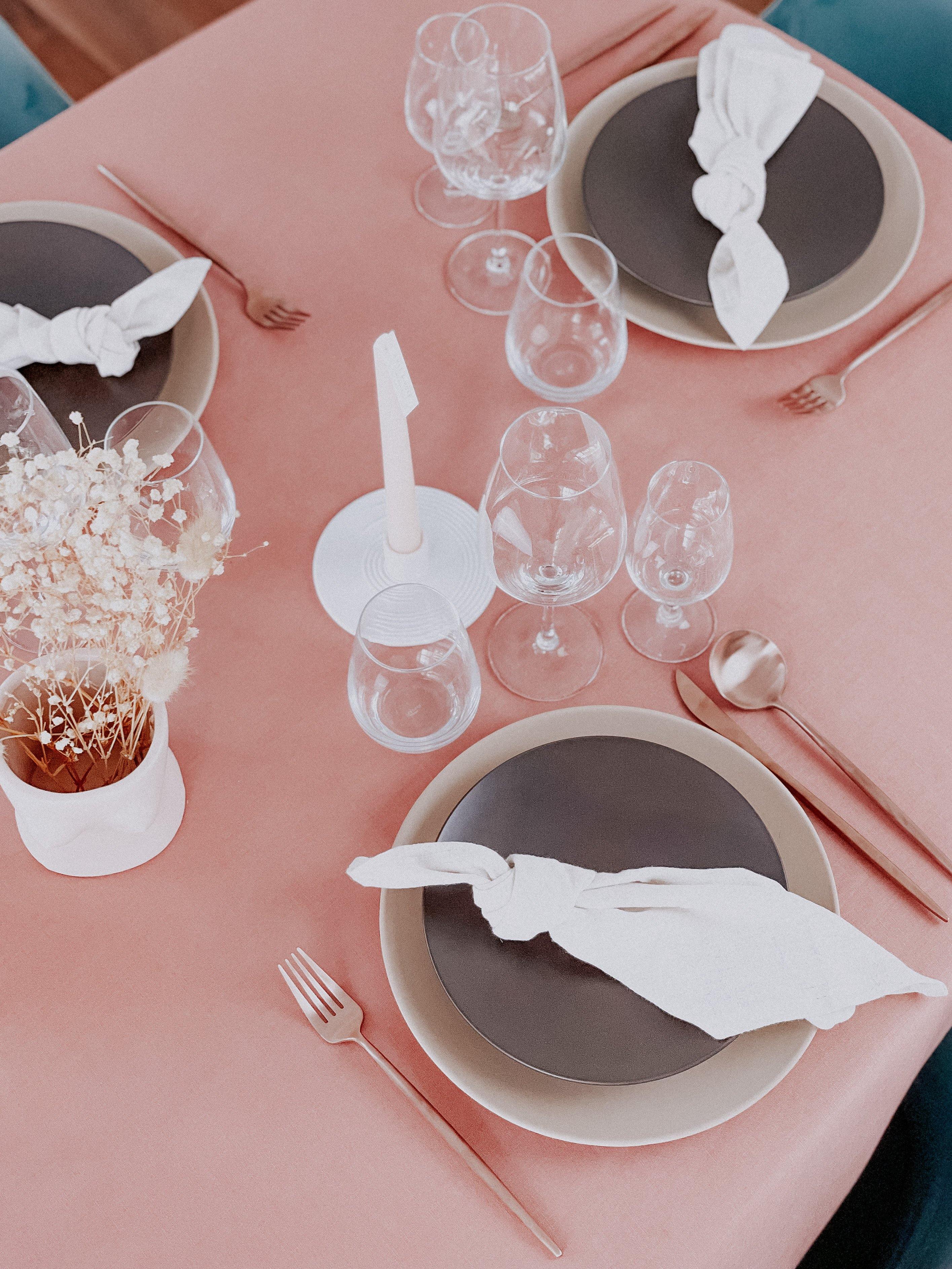 Battersea Unwashed Linen Tablecloth-3